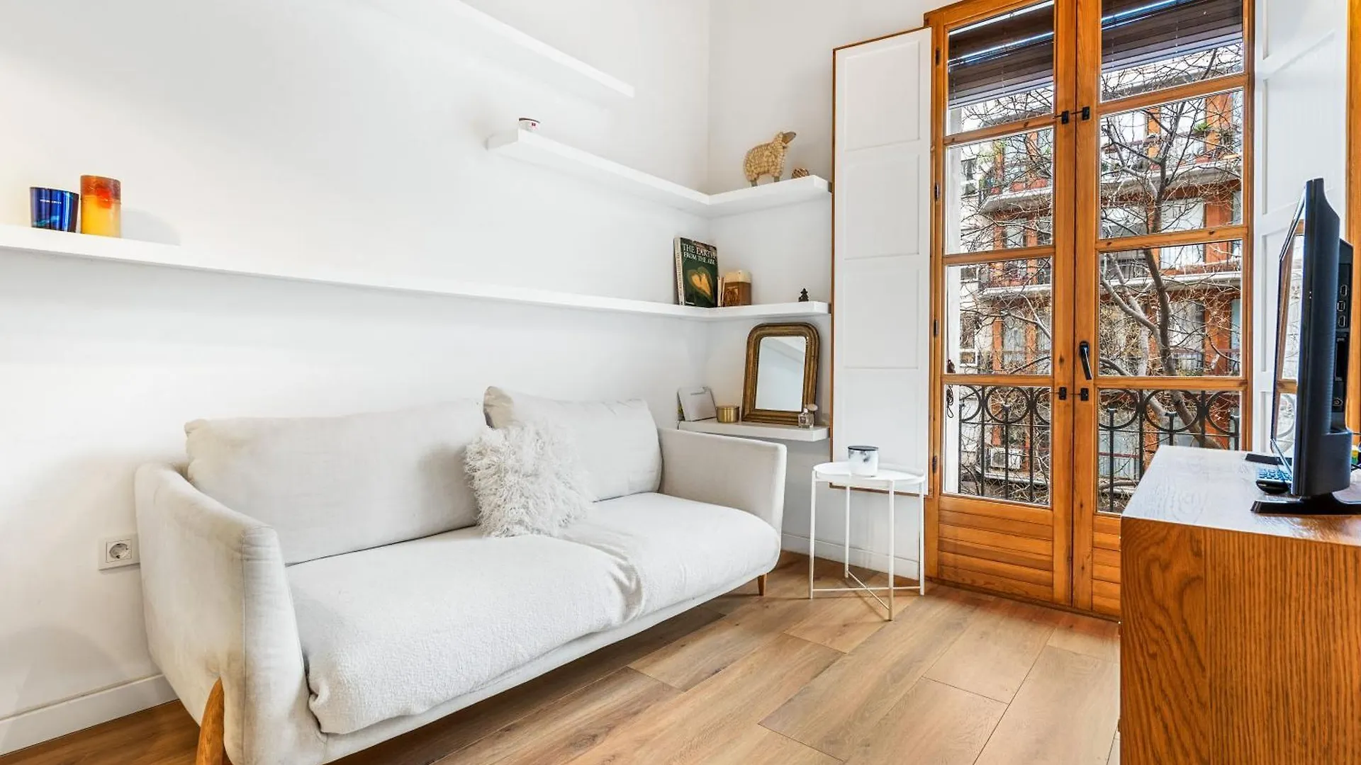 Apartment Barcelona Elegance 2Br With Rooftop Terrace